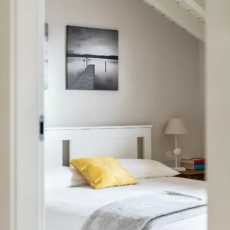 Mansarda I Cipressi شقة لينّو