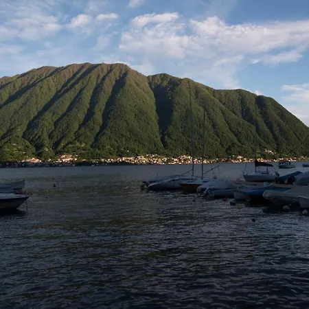 Apartamento Mansarda I Cipressi Lenno