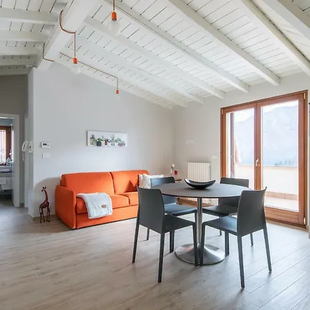 Διαμέρισμα Mansarda I Cipressi