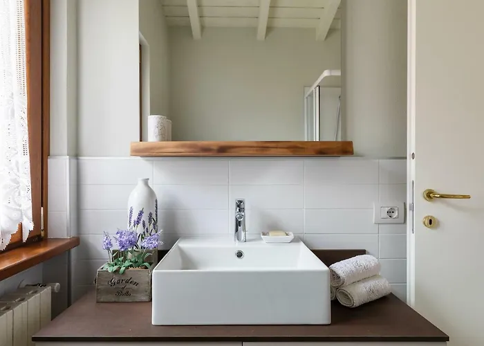 Mansarda I Cipressi Apartmán Lenno